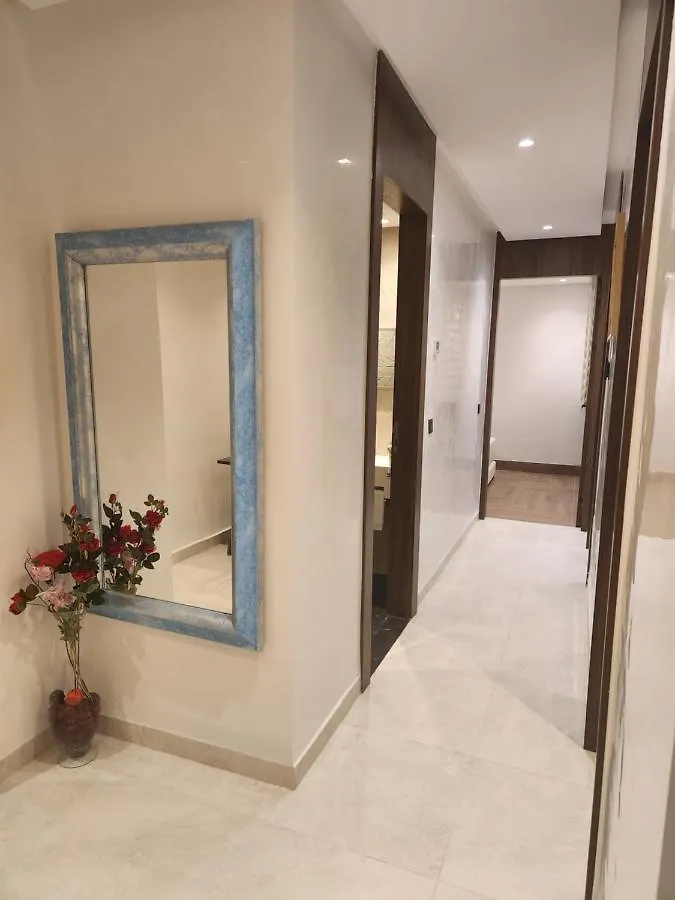 Modern Luxury Retreat: 2-Bedroom Apartment In The Heart Of Marrakech マラケシュ モロッコ