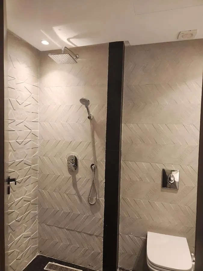 Modern Luxury Retreat: 2-Bedroom Apartment In The Heart Of Marrakech マラケシュ 0*,  モロッコ